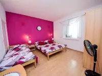 Dajak Hotels in Duće