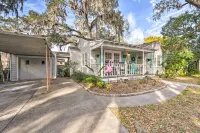 Downtown Winter Garden Cottage about 12 Mi to Disney!