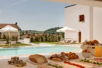 The Florence Hills Resort & Wellness - Pools
