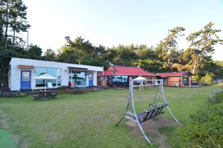 Muan the Hue Pension Отели в г. Муана