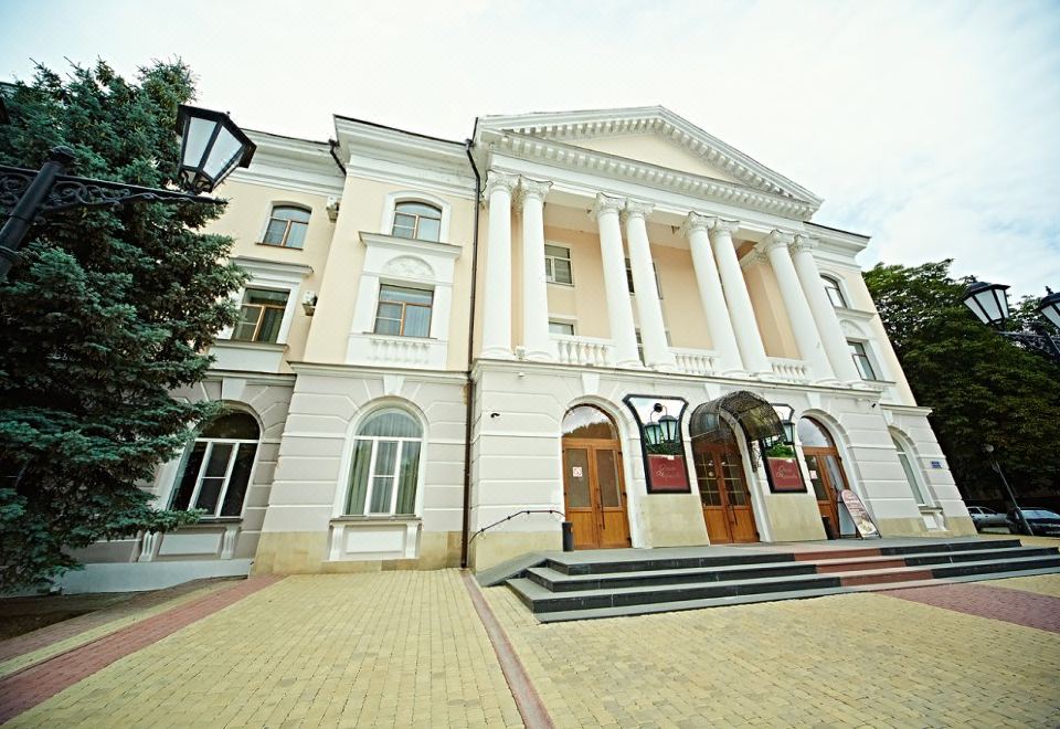 hotel overview picture