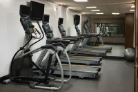 Four Points by Sheraton Edmonton South - Gym