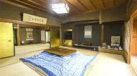 Shojoshinin - parking