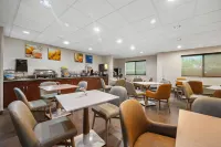 كومفرت إن فورت مايرز نورث إيست