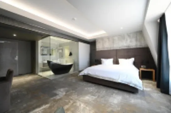 Aniroc Signature Hotel Hotéis em 