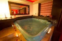 Phoenicia Grand Hotel - spa