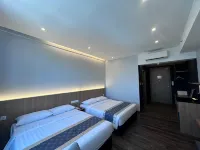 56 HOTEL BLOCK B
