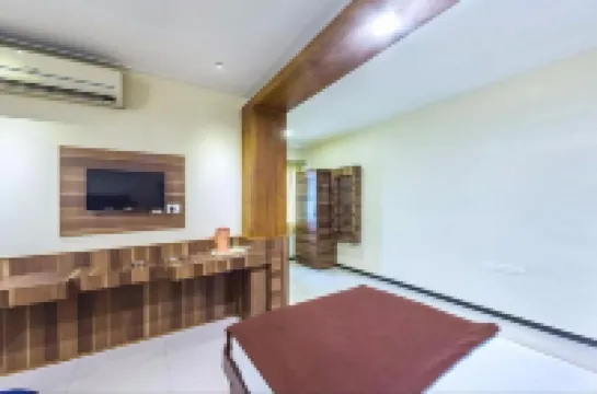 Sri Marutham Residency