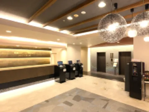 โรงแรมมยิ้มพรีเมียม Kanazawa Higashiguchi Ekimae โรงแรมในยูระ