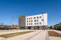 B&B Hotel Bois d'Arcy Saint Quentin en Yvelines Hotels in Bois d'Arcy