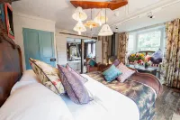 The Woolpack Inn Hotels in Shepway