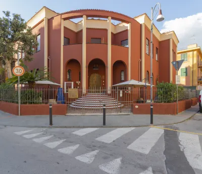 Hotel Villa Alberti Portofino Land Hotels in Санта-Маргерита-Лігуре