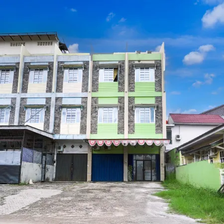 Hotel O Ilir Timur I Near Rsud Siti Fatimah Az-Zahra Formerly Lumendiva Suite