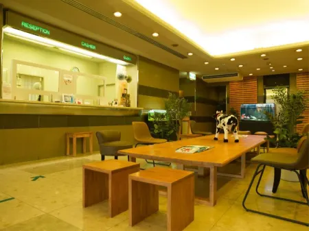 Hotel Green Core Отели в г. Сатте