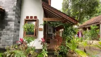 Homestay Candi Pawon Fahrurohman Syariah