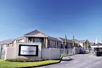 Protea Hotel Midrand Hotel dekat Dainfern