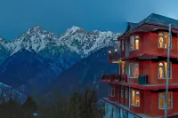 Echor - the Alpine Crest Hotel berhampiran Durga Temple