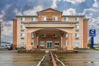 Comfort Inn & Suites Các khách sạn ở Edson