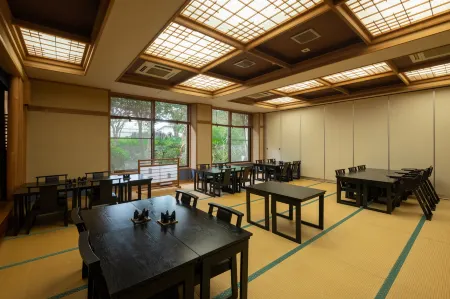 Nanadaru Onsen Hotel Отели рядом со станцией Кавазу Стейшн