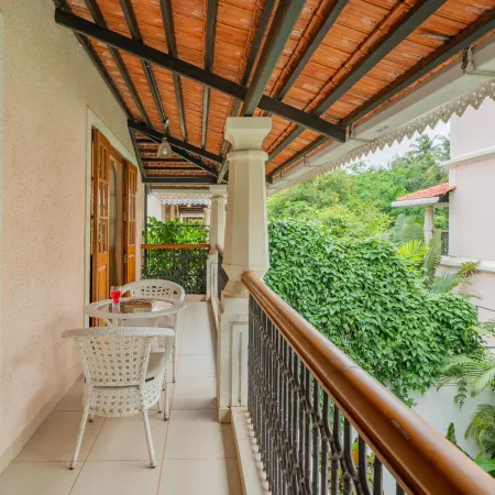 Elivaas 4 BHK with Pvt Pool Near Baga - Celest