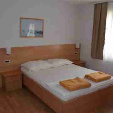 Apartments Grgic Rooms