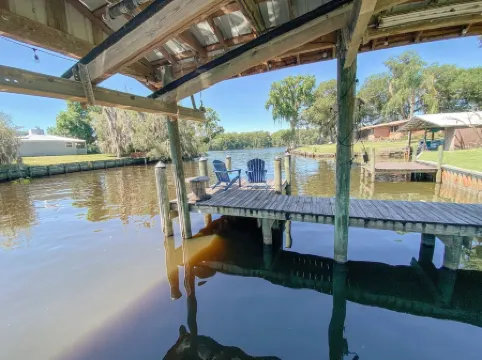 Riverfront Cottage Retreat with 2 Docks + Scenic Views on the St. John’s River!