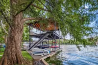 Lake Austin Waterfront: Golf+Wakeboard+SXSW+ACL+F1