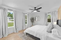 Spacious 5Br Home! Private Gym, Hot Tub, Game Room, Theater, Solo Stove Fire Pit