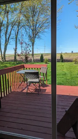 Silver Birch Retreat. Spacious, pet friendly country home