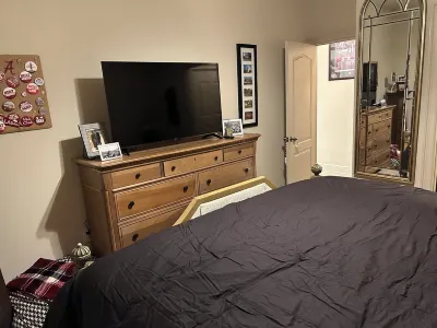 Walking Distance to UA Campus and Stadium at Houndstooth Hotel in zona Queen City Park