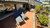 Apartment in the center of Assisi - large rooftop terrace and fabulous views  호텔
