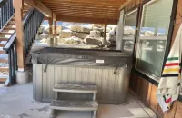 Luxury Cabin near National Parks w/ Hot Tub & Lake