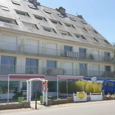 Beautiful duplex with sea view balcony at Le Cabellou in Concarneau