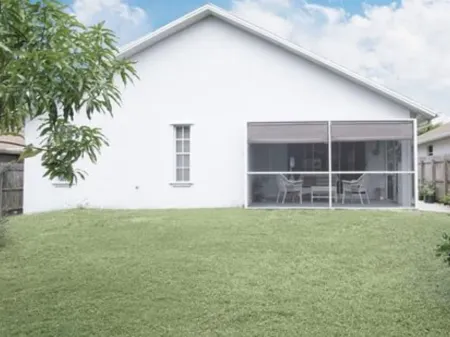 Escape to Naples Beaches Отели рядом с достопримечательностью «Ровер Ран»