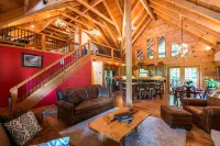 Luxury lodge in the heart of the Bluegrass