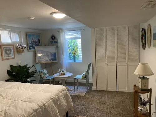 Family friendly Home in the center of Longmont!