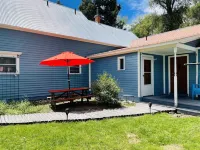 Gowdy Apartment. Fenced yard pet friendly , modern, clean. Gowdy Properties