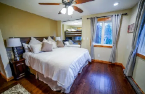 Do You Like New? Breckenridge Peak 7 - Hot Tub - Sleeps 10