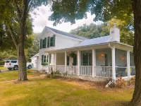 Historical House close to the Chain O Lakes, Crystal River, hiking & shops
