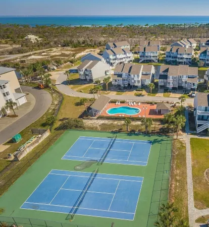 Cape Escape I End Unit only 150 Steps to beach, near pools, many extras