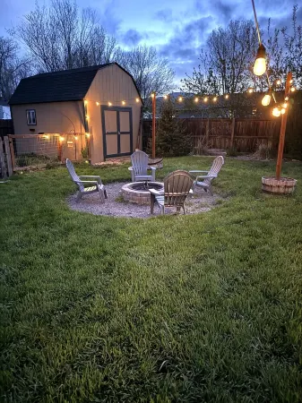 Quick access to state parks & bike trails. Giant backyard, pet-friendly! Отели в г. Лапорт