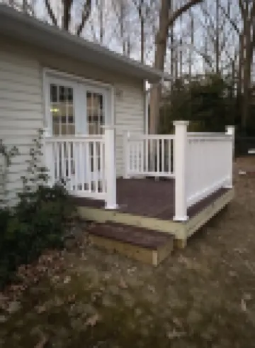 The Charming Country Cottage-Welcomes you and your pet!