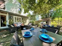 2,200 Sq Ft w/ 2 Game Rooms, Firepit & Grill 15 Minutes To Hershey