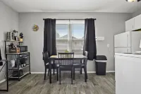 Spacious Studio Apt/Sleeps 2/Near Hospital & Shopping/FREE Wifi