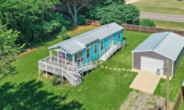 1 Bdrm, Sleeps 4, Close to water, Firepit, Pet friendly, Full Kitchen