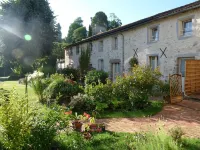Gites des 3 pommes2 20 minutes from Puy Du Fou Hotels in Mauleon