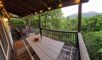 Mountain Views-Hot Tub-2 Master Suites-Game Room