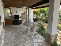 Beautiful studio/apartment with air conditioning and use of pool. Hotels in Begur