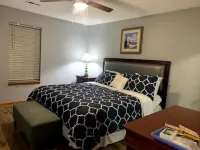 Bee Home.. Hotels in Floyd County