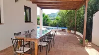 Villa Torcal 3, Heated pool , wifi, walk to bar! BBQ, Petfriendly